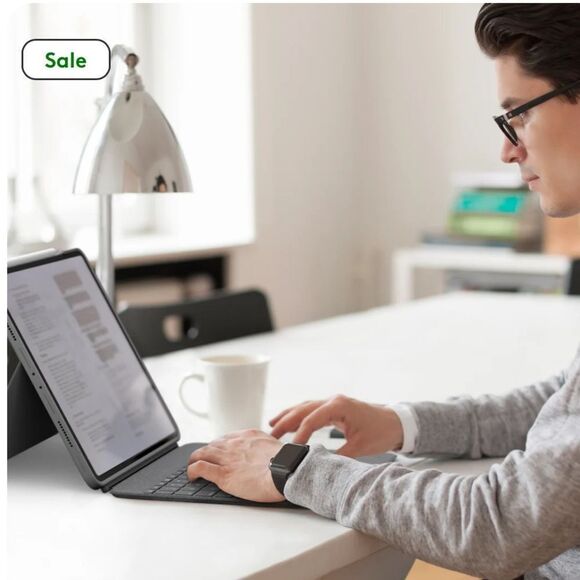 New in box Logitech Combo Touch keyboard folio for iPad Pro 12.9 inch - Picture 2 of 11